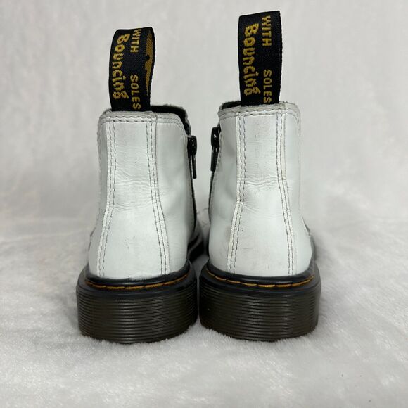 Dr Martens Youth Size 1 Chelsea Boots Ankle White Leather Zip Combat 2976J Docs - Picture 6 of 9